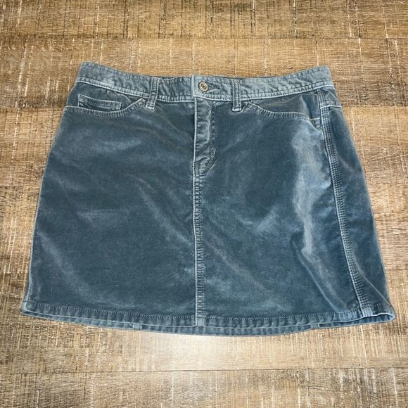 GAP Dresses & Skirts - GAP 🥳 2/$15 OR 3/$20 🥳 Skirt